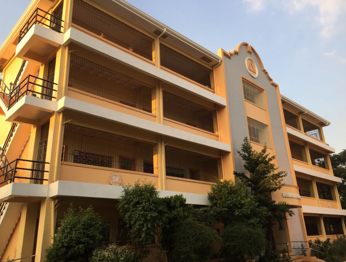 Repainting and Improvement of Toro Hills School